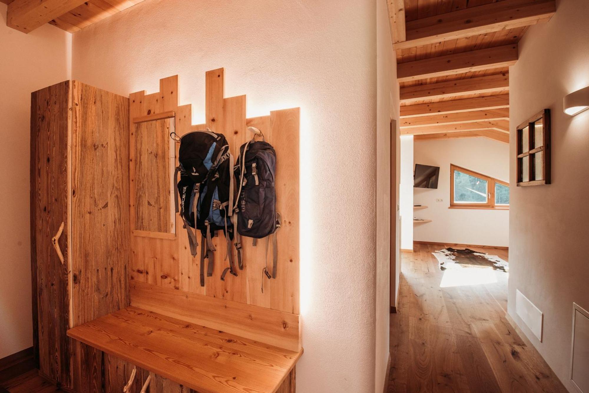 Grosskarnaiderhof Appartements-Bauernhof-Natur Pur Luson Exteriér fotografie